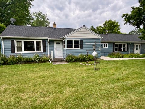 Photo of 5013 Westfield Rd, Mequon, WI 53092 (MLS # 1927447)