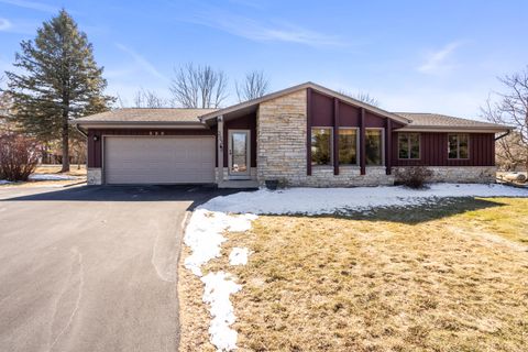 Photo of 323 Porthamel Ct, Wales, WI 53183 (MLS # 1952364)