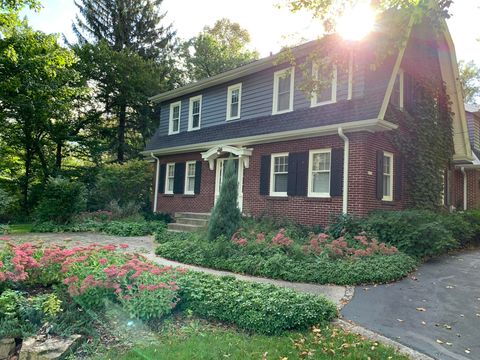 Photo of 6511 W Division St, Mequon, WI 53092 (MLS # 1940449) Photo of 6511 W Division St, Mequon, WI 53092 (MLS # 1940449)