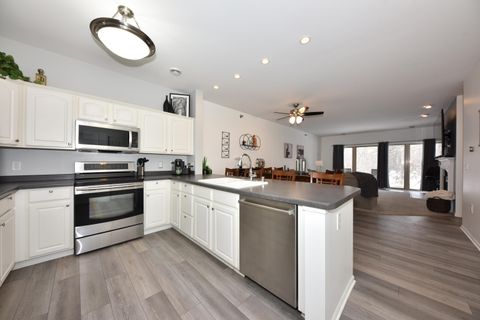 Photo of 1500 Gabriel Dr, Waukesha, WI 53188 (MLS # 1950884)