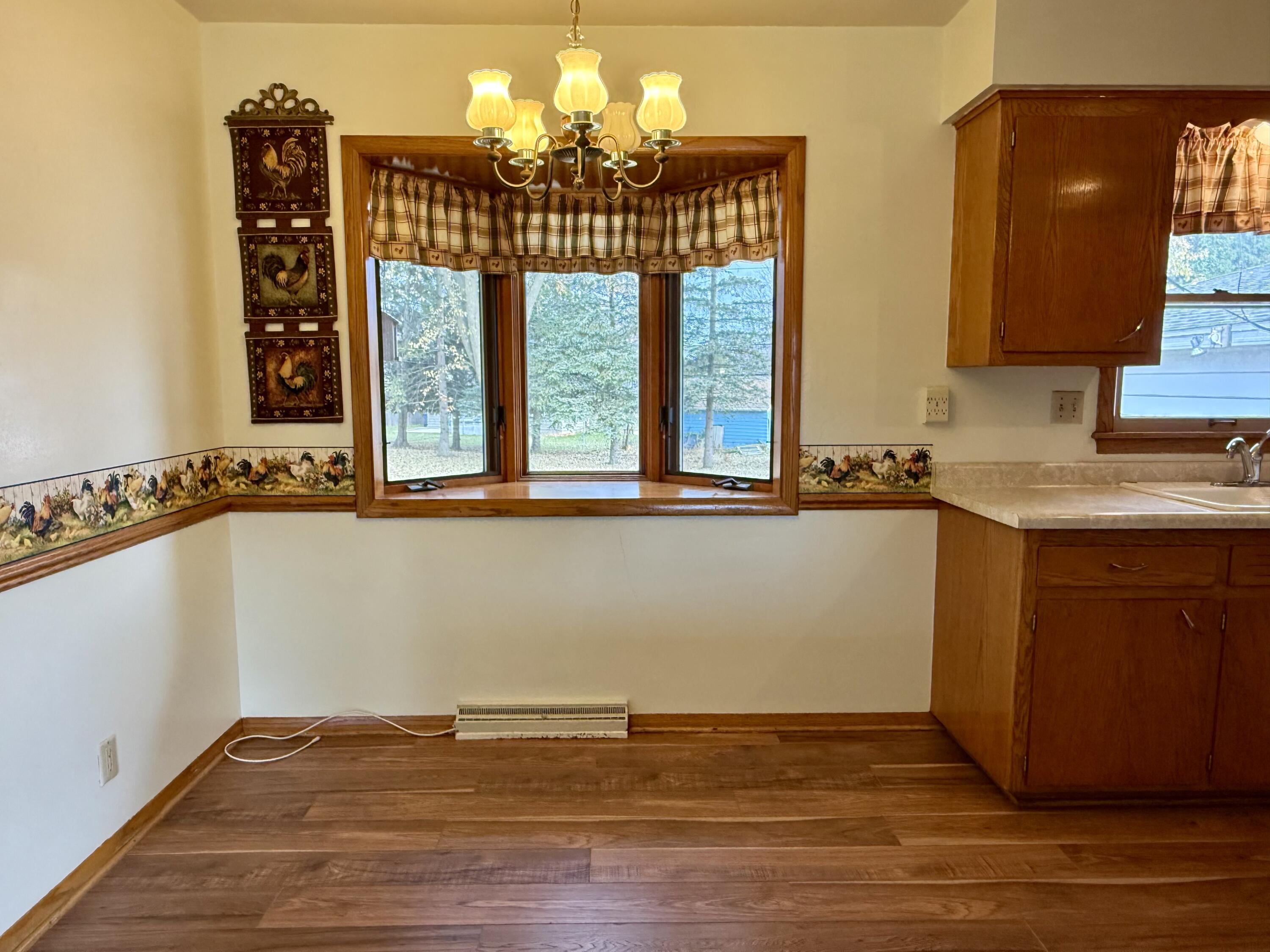 Port Washington, Wisconsin 53074, United States, 3 Bedrooms Bedrooms, ,2 BathroomsBathrooms,Residential,Pending,248208