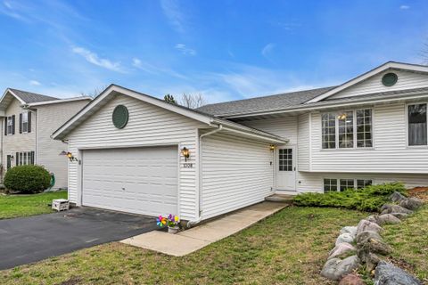 Photo of 1308 Birchwood St, Delavan, WI 53115 (MLS # 1959350)