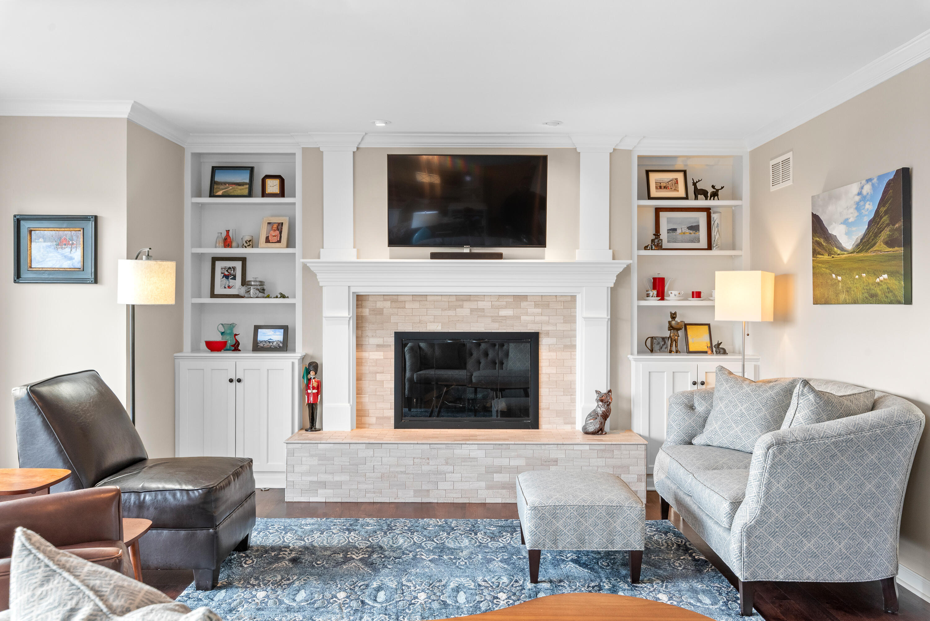 Port Washington, Wisconsin 53074, United States, 4 Bedrooms Bedrooms, ,3 BathroomsBathrooms,Residential,Pending,249445