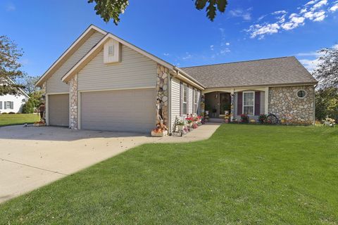 Photo of 7041 Town Line Rd, Norway, WI 53185 (MLS # 1939057)
