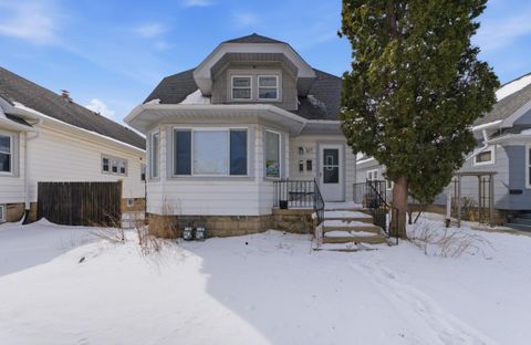 Photo of 2217 S 67th Pl, West Allis, WI 53219 (MLS # 1954892)