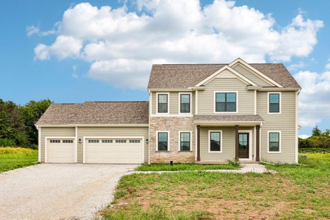 Photo of W275N8210 Harvest Ct, Lisbon, WI 53029 (MLS # 1980530)