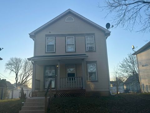 Photo of 1806 N 24th St, Milwaukee, WI 53205 (MLS # 1958436)