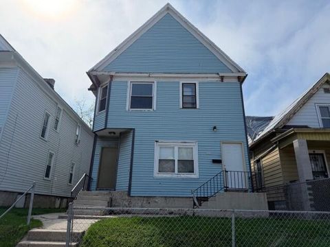 Photo of 3027 N Holton St, Milwaukee, WI 53212 (MLS # 1960002)