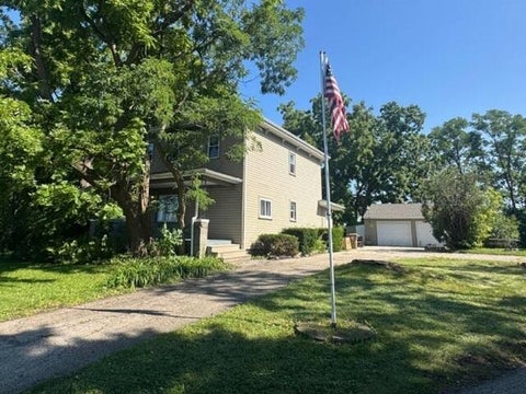 Photo of 4015 Washington Rd, Kenosha, WI 53144 (MLS # 1974544)