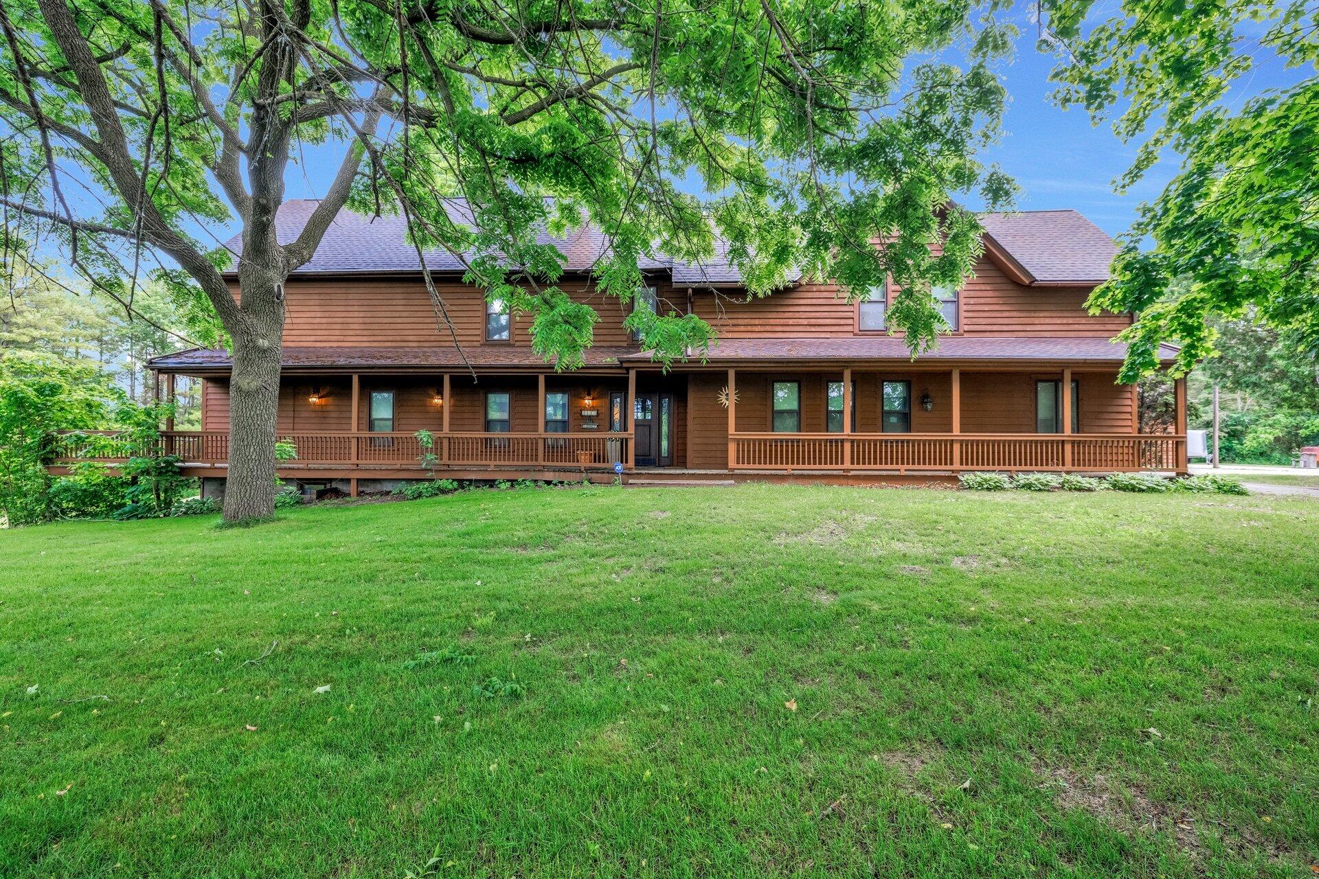 4002 County Road I -
