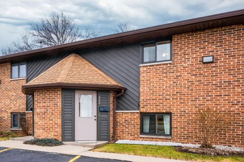 Photo of 637 Meadow Ln, Burlington, WI 53105 (MLS # 1953894)