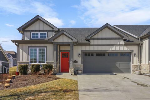Photo of 4753 S Cottage Ln, Pleasant Prairie, WI 53158 (MLS # 1952347)