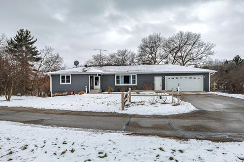 Photo of N4534 Cloverdale Rd, Irving, WI 54615 (MLS # 1947704)