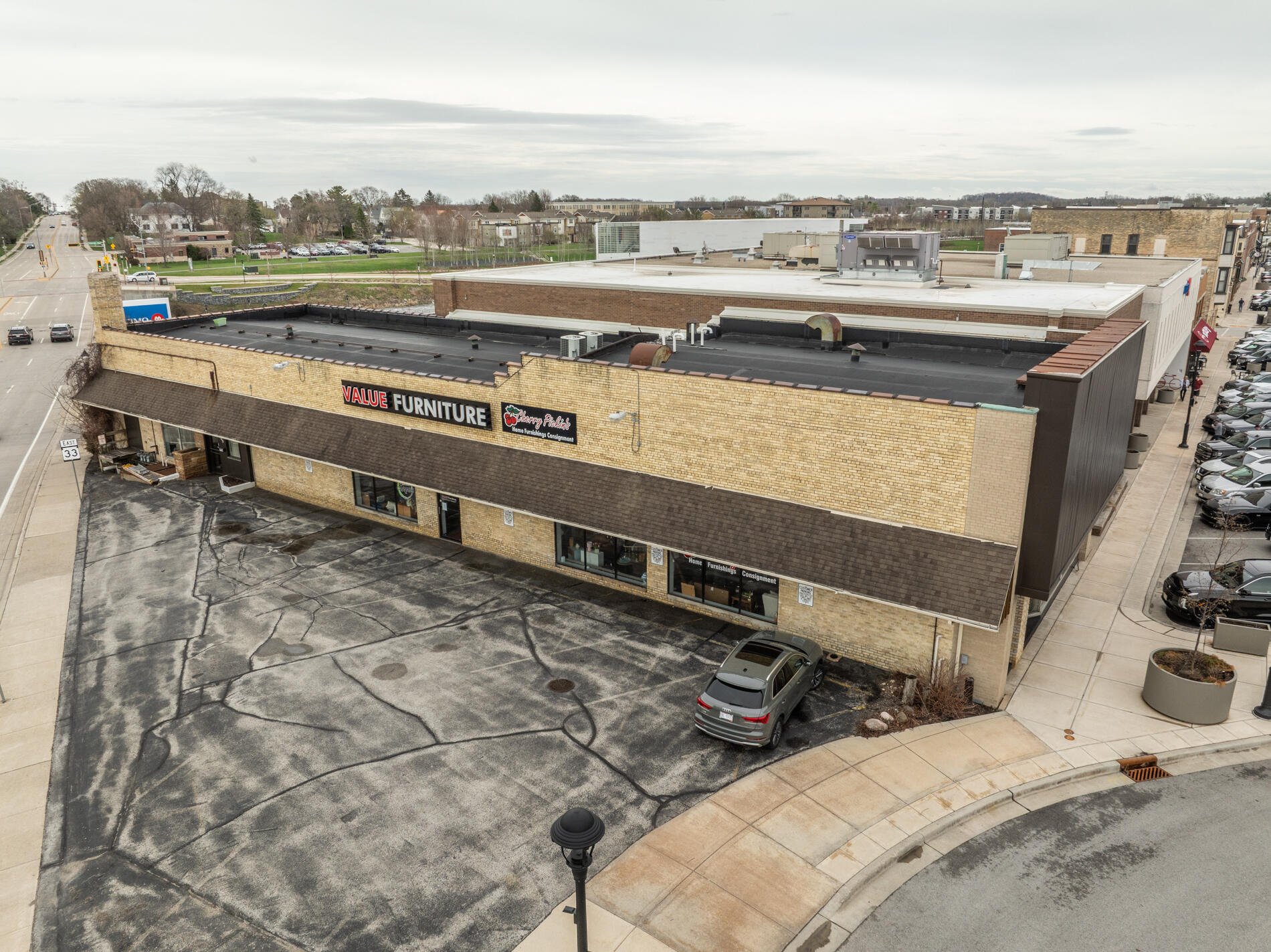 For Lease!