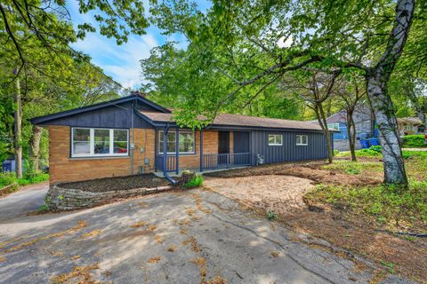 Photo of 1775 Falls Rd, Grafton, WI 53024 (MLS # 1964046)