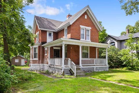 Photo of 1016 8th St S, La Crosse, WI 54601 (MLS # 1973014)