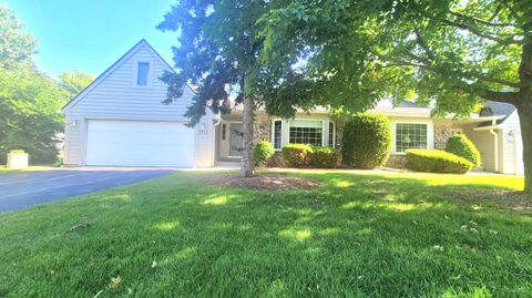 Photo of 7711 W Terrace Dr, Franklin, WI 53132 (MLS # 1924112)