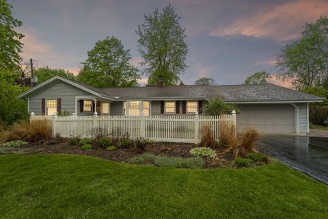 Photo of 4518 W Laverna Ave, Mequon, WI 53092 (MLS # 1918882)