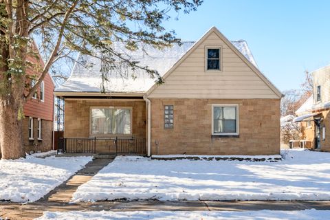 Photo of 3137 N 81st St, Milwaukee, WI 53222 (MLS # 1944592)