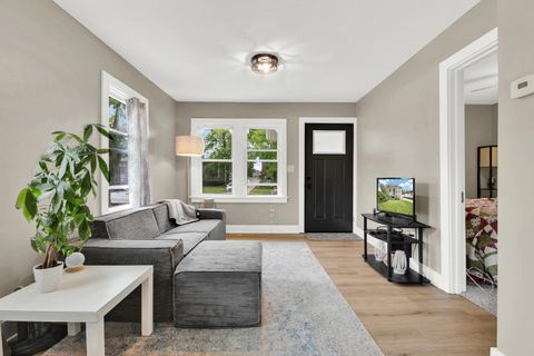 4928 N 107th St, Milwaukee, WI 53225 - #: 1936628