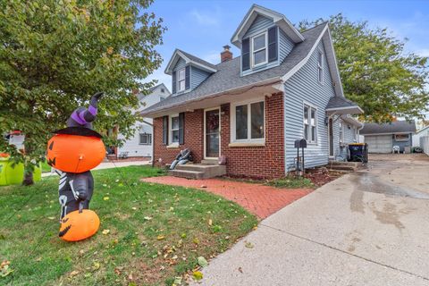 Photo of 2172 S 98th St, West Allis, WI 53227 (MLS # 1940227) Photo of 2172 S 98th St, West Allis, WI 53227 (MLS # 1940227)