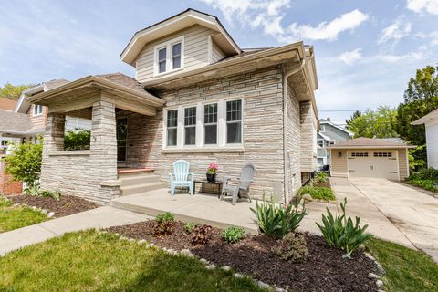 Photo of 1832 N 54th St, Milwaukee, WI 53208 (MLS # 1963525)