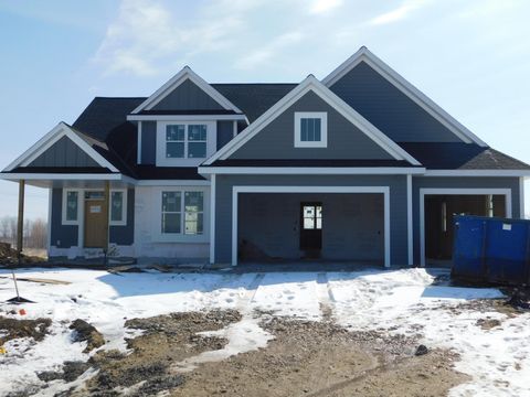 Photo of 9766 N Migratory Ct, Mequon, WI 53097 (MLS # 1944428)