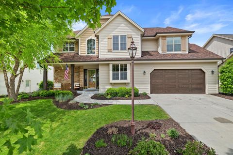 Photo of 2106 Deer Path, Waukesha, WI 53189 (MLS # 1964669)