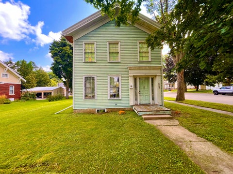 Photo of 634 Watson St, Ripon, WI 54971 (MLS # 1979320)