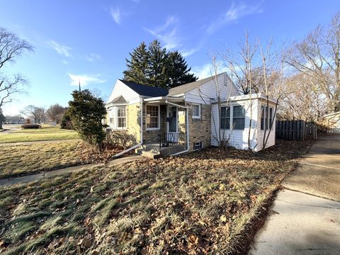 Photo of 4014 Wright Ave, Racine, WI 53405 (MLS # 1946632)