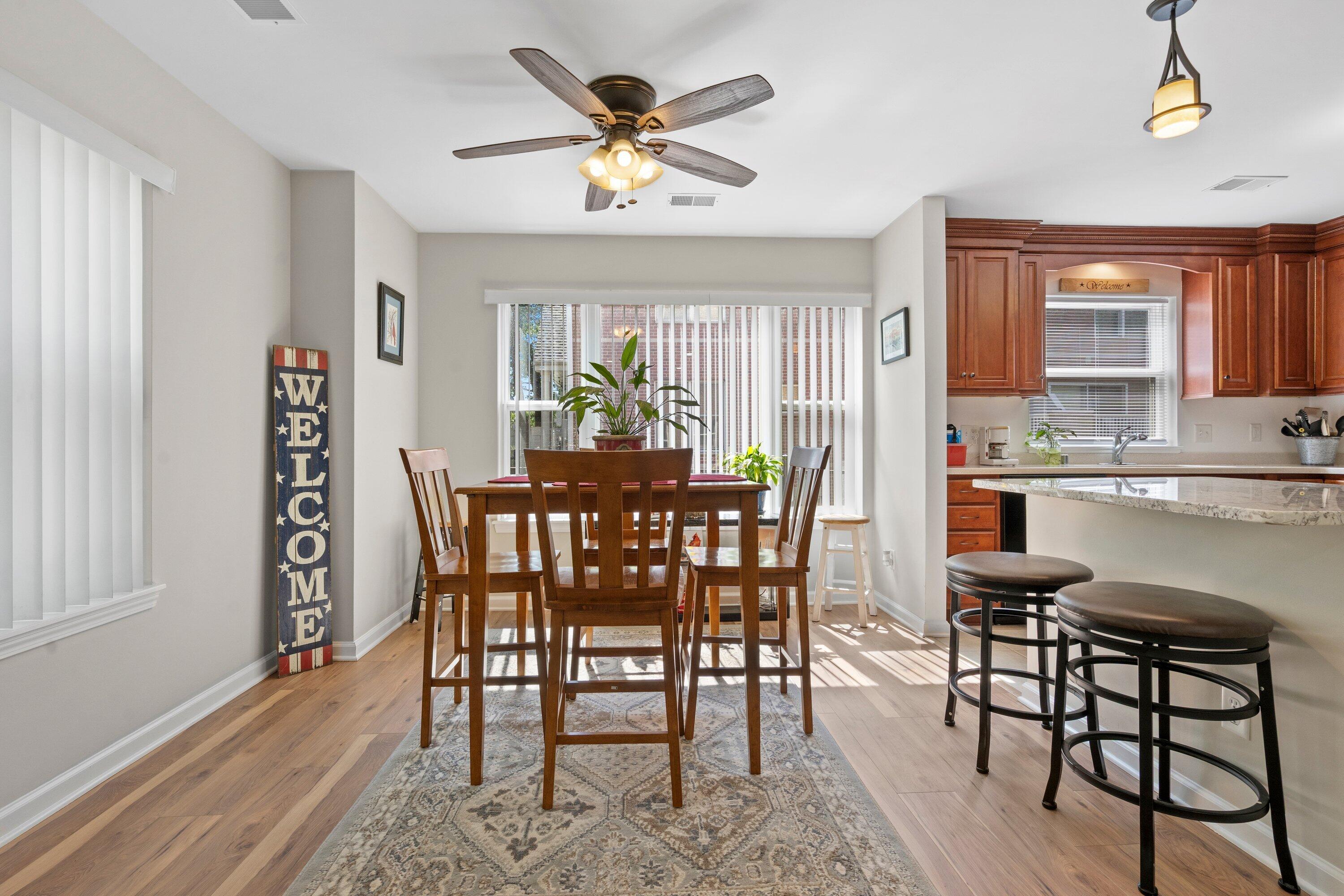 Kenosha, Wisconsin 53140, United States, 2 Bedrooms Bedrooms, ,2 BathroomsBathrooms,Residential,Active,163608