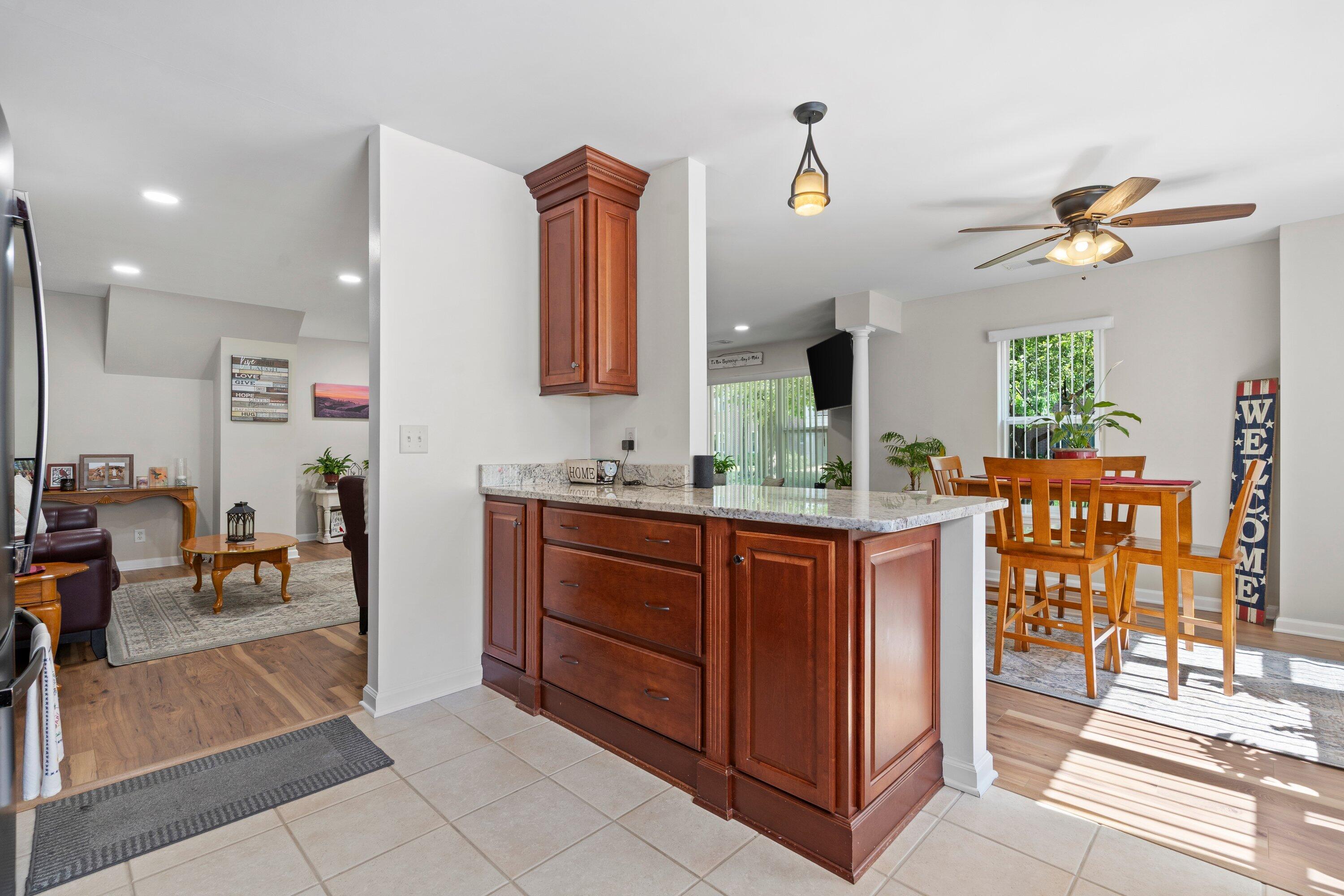 Kenosha, Wisconsin 53140, United States, 2 Bedrooms Bedrooms, ,2 BathroomsBathrooms,Residential,Active,163608