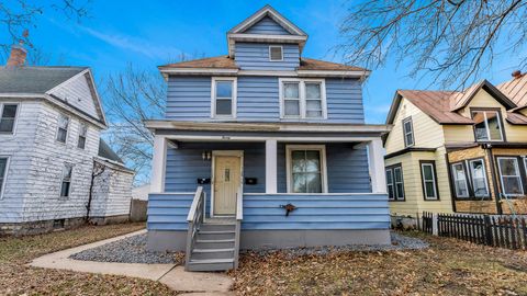 Photo of 1120 6th St S, La Crosse, WI 54601 (MLS # 1948219)