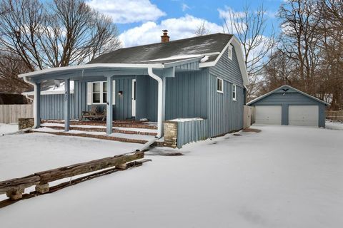 Photo of 427 9th Pl, Somers, WI 53140 (MLS # 1954542)