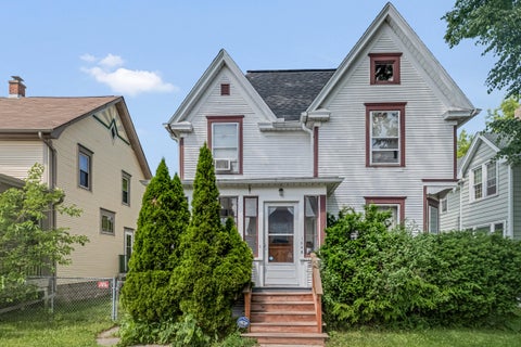 Photo of 1648 Boyd Ave, Racine, WI 53405 (MLS # 1966899)