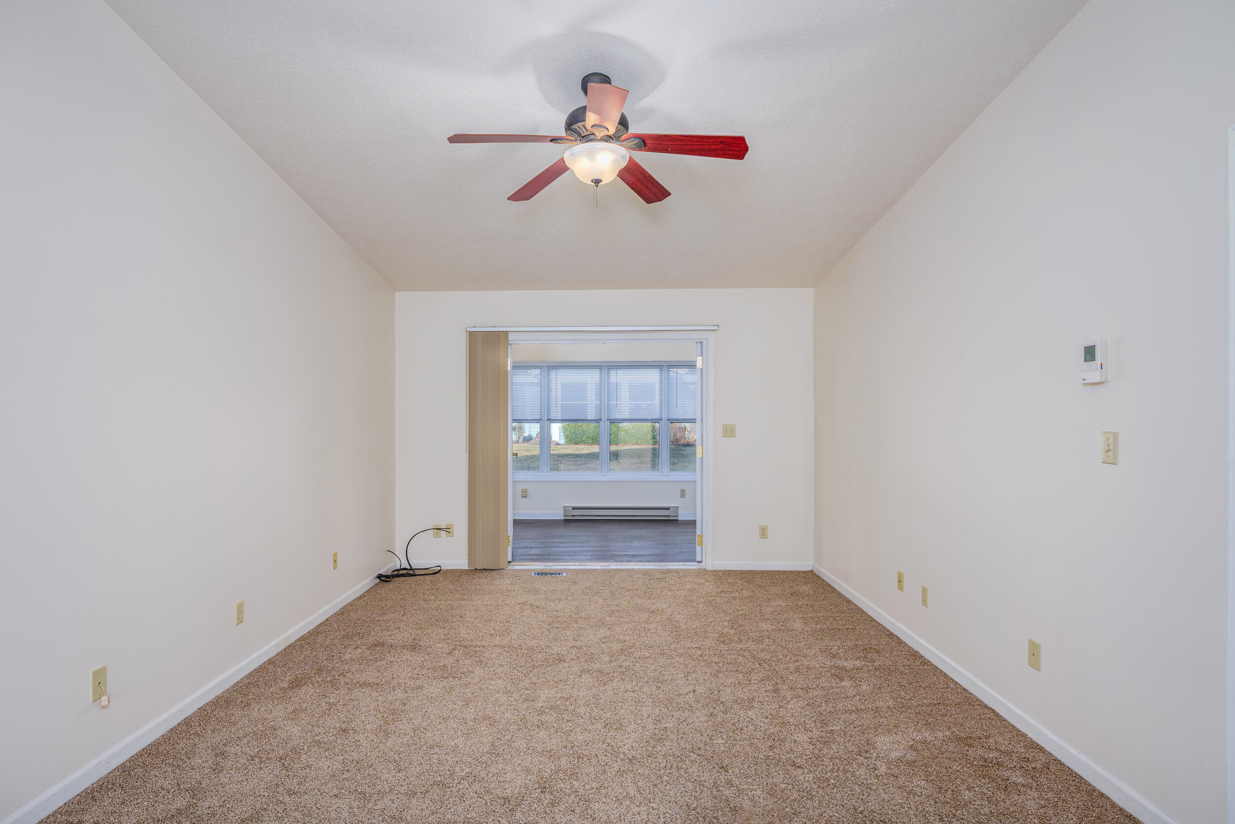 Elkhorn, Wisconsin 53121, United States, 2 Bedrooms Bedrooms, ,2 BathroomsBathrooms,Residential,Active,94703