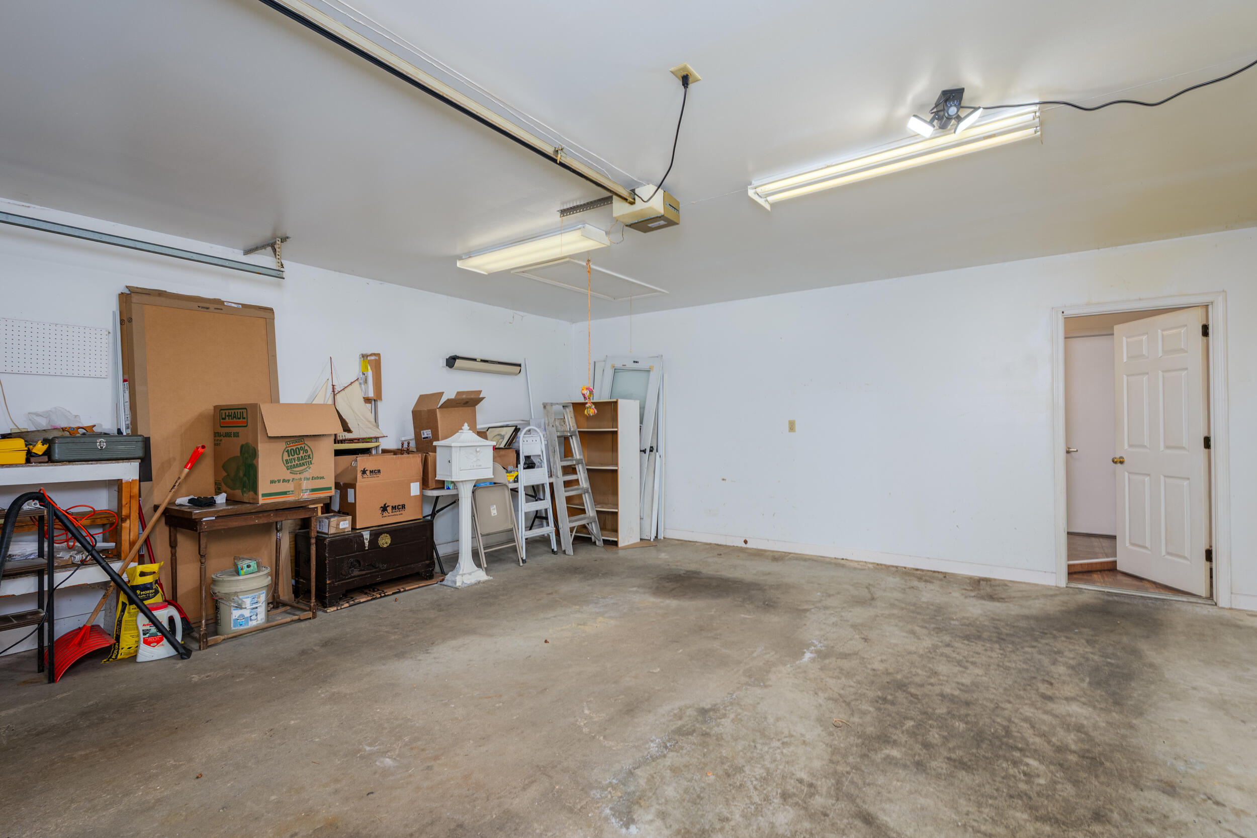 Elkhorn, Wisconsin 53121, United States, 2 Bedrooms Bedrooms, ,2 BathroomsBathrooms,Residential,Active,94703