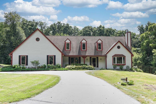 16995 W SMALL RD, NEW BERLIN, WI 53151 - Image 6e4c9a93c259d08fc29a1ebd6f8b6421/2797502937