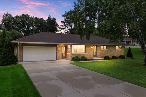 Photo of 13501 W Dakota St, New Berlin, WI 53151 (MLS # 1981719)