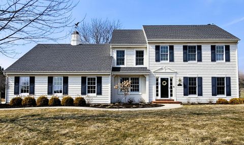 Photo of 4176 Meadowlark Ln, Richfield, WI 53033 (MLS # 1955449)