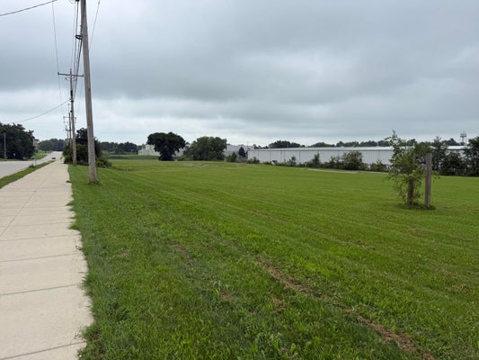 YORK ST, UNION GROVE, WI 53182 - Image 6eae64fc422569858c42e8dd4e1cf4f2/2476896959