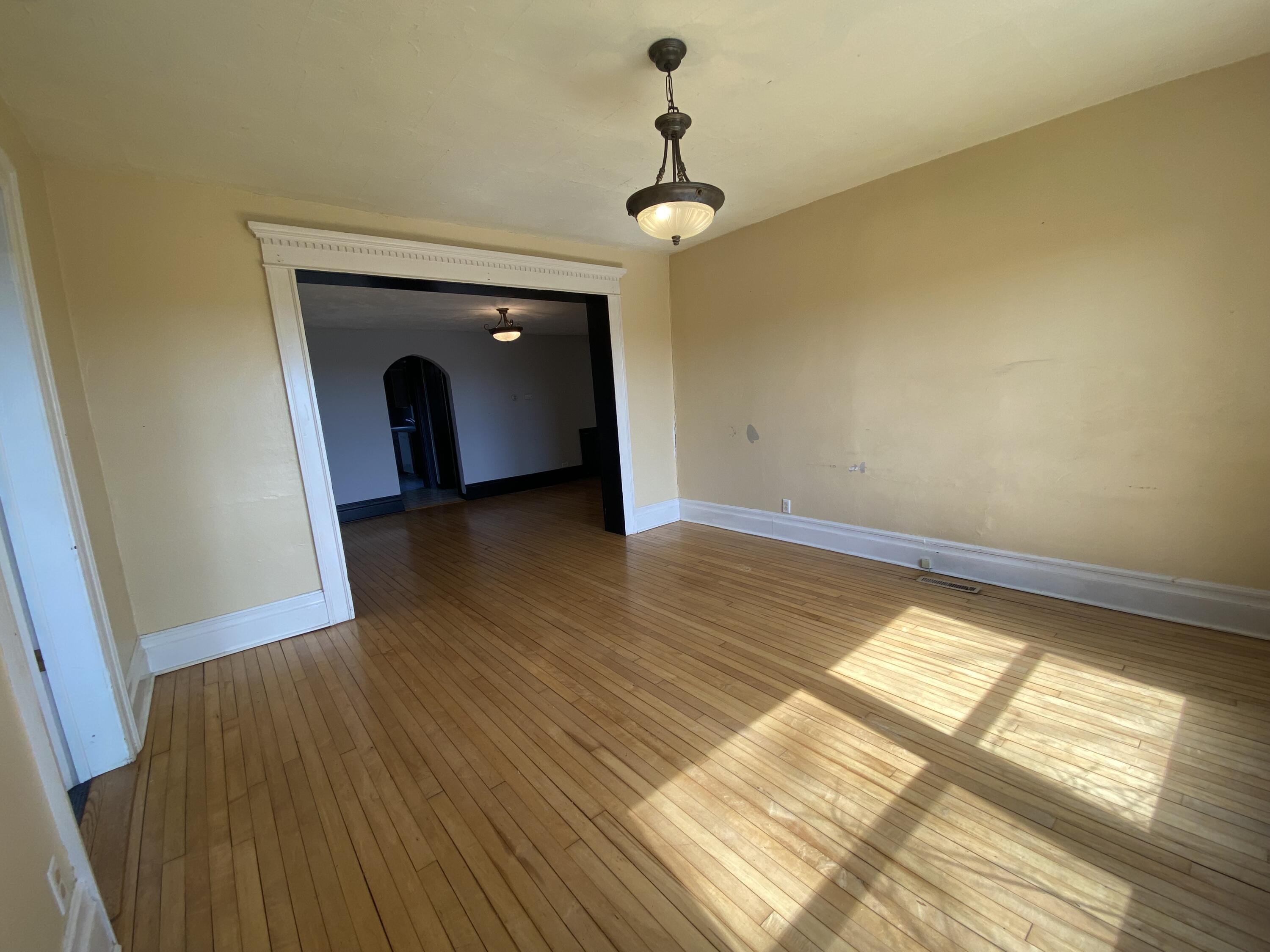 Saukville, Wisconsin 53021, United States, 5 Bedrooms Bedrooms, ,2 BathroomsBathrooms,Residential,Active,94901