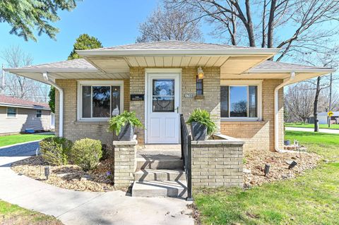 Photo of 1700 Menomonee Ave, South Milwaukee, WI 53172 (MLS # 1959419)