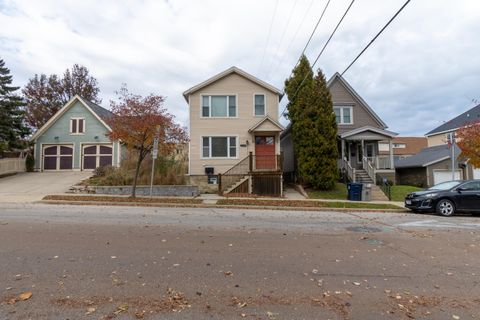 Photo of 216 E Brown St, Milwaukee, WI 53212 (MLS # 1946689)