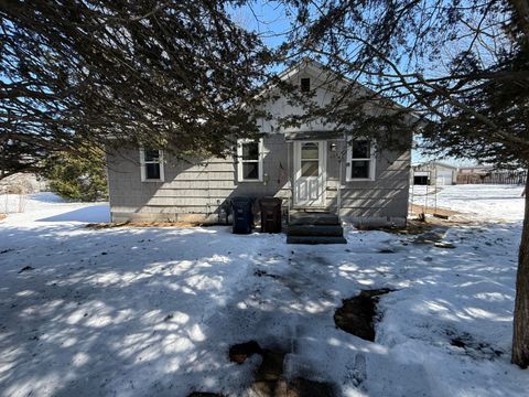 Photo of 923 S 11th Ave, Onalaska, WI 54650 (MLS # 1954657)