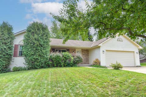 Photo of 1308 Wolf Dr, West Bend, WI 53090 (MLS # 1977250)