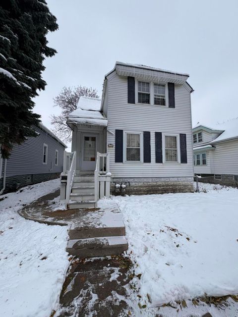 Photo of 1945 S 29th St, Milwaukee, WI 53215 (MLS # 1950508)