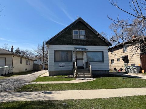 Photo of 4745 N 48th St, Milwaukee, WI 53218 (MLS # 1957906)