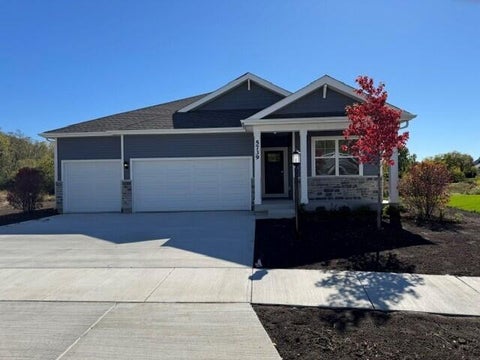 Photo of 5739 Hunter Dr, Mount Pleasant, WI 53406 (MLS # 1985309)