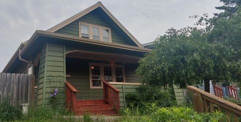 Photo of 3210 W Madison St, Milwaukee, WI 53215 (MLS # 1920748)